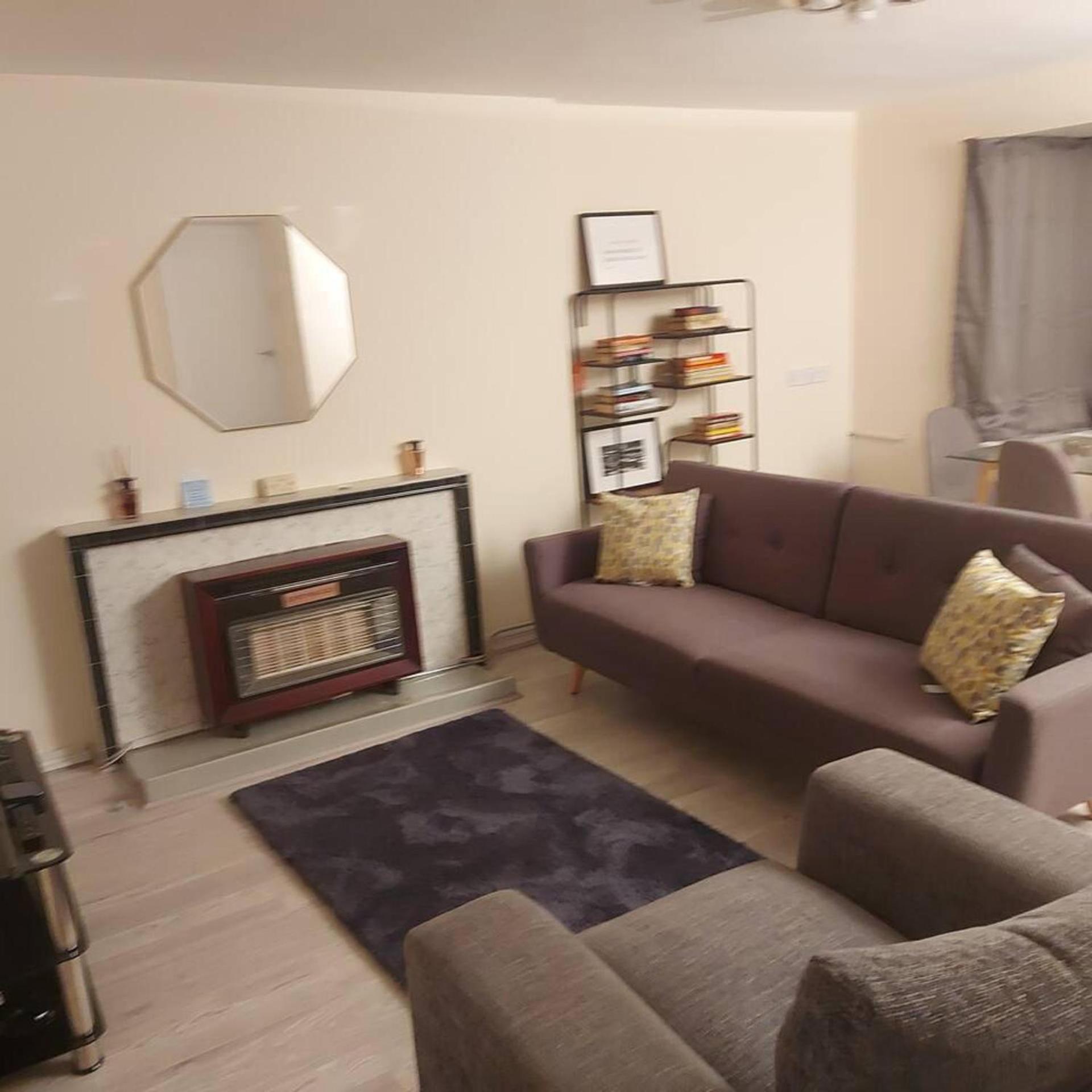Lovely & Beautiful 2 Bed-Apartment In Borehamwood Exterior photo